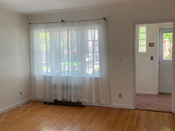 2nd image of 159 Cromwell Ave Floor 1