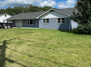 1915 Flat Top Rd, Ghent, WV 25843