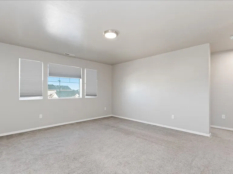 2044 Kodiak St — Photo 29