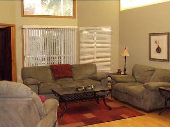 3rd image of 444 Mainsail Ct