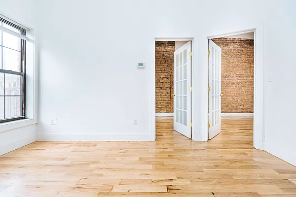 Rented by Nooklyn NYC LLC | media 22