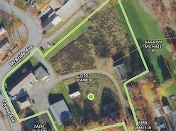 8 Taylor Ave #17, Clinton, NY 13323