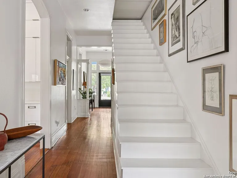 227 Claudia St #1 — Photo 12