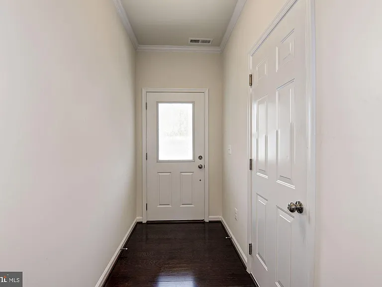 42524 Benfold Sq — Photo 7