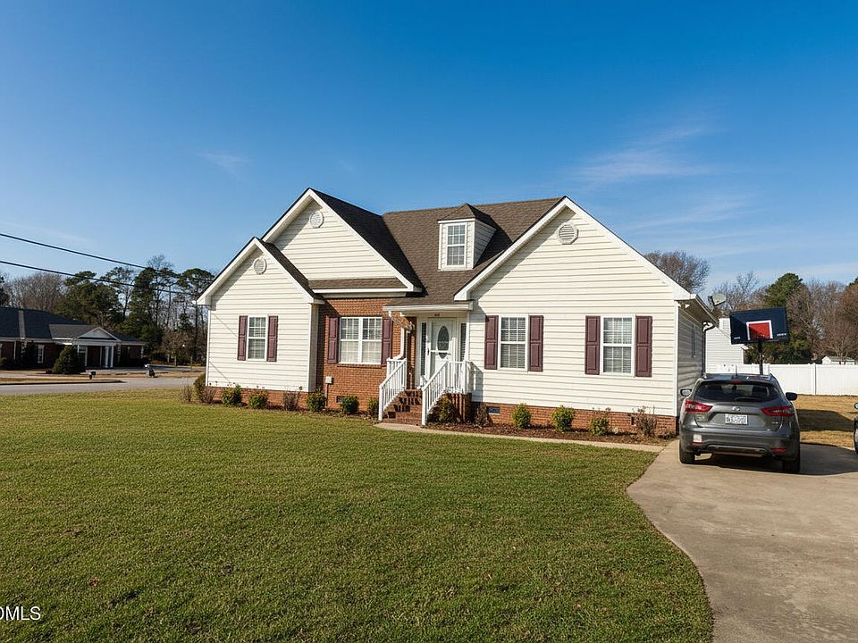 1st image of 500 Birchwood Dr