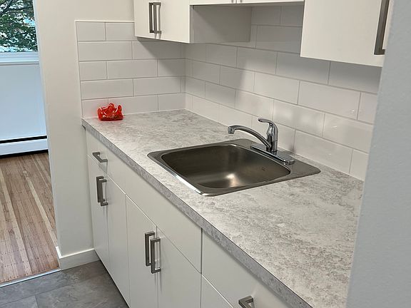 2nd image of 1941 Garibaldi Way #117