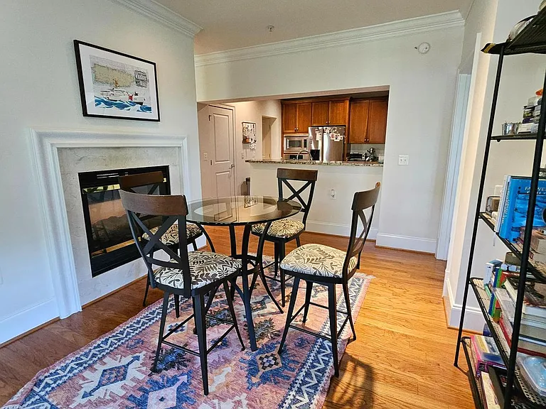 600 2nd St #303 — Photo 13