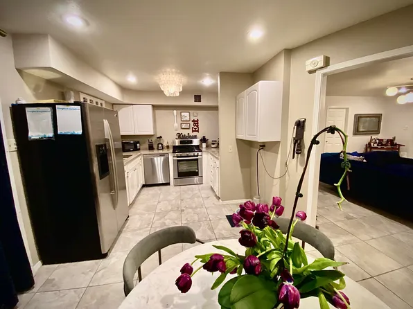 350 Thunderbird Dr APT 40, El Paso, TX 79912