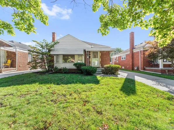 9929 Carter Ave, Allen Park, MI 48101