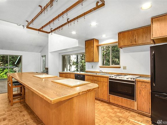 5th image of 8007 145th Ave NE #D18