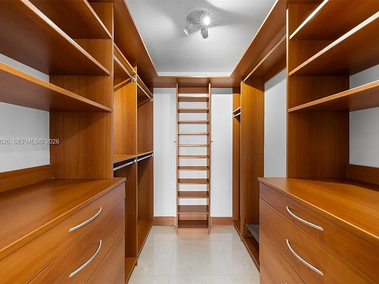 1420 Brickell Bay Dr #1001A — Photo 32