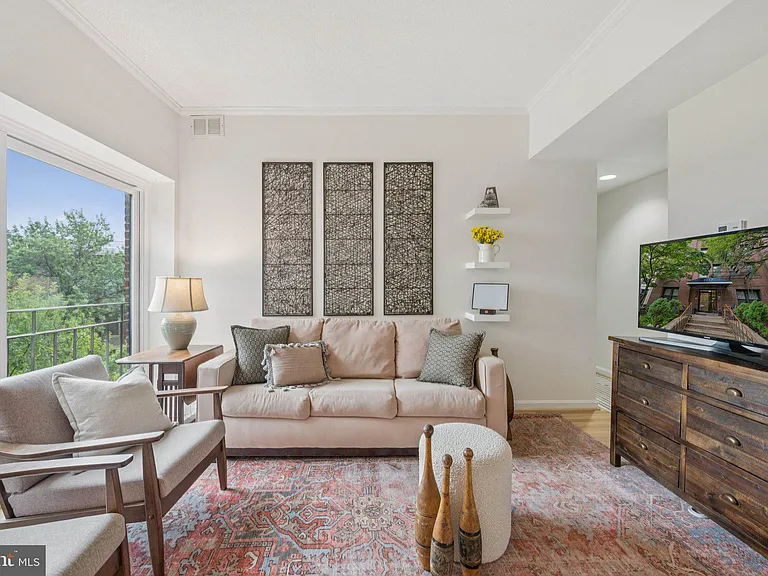 1812 Vernon St NW #34 — Photo 6