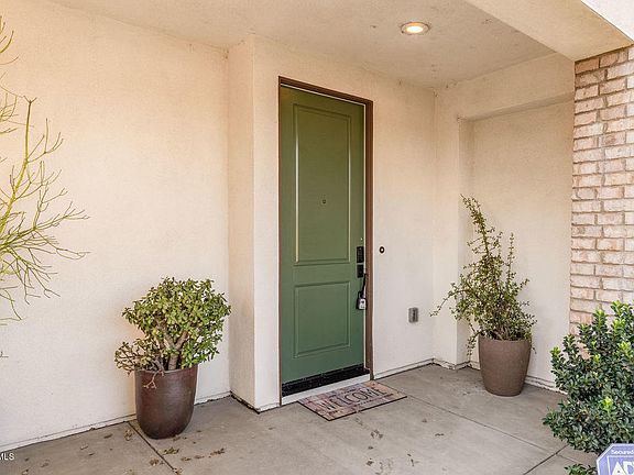 3rd image of 29 Jensen Ct