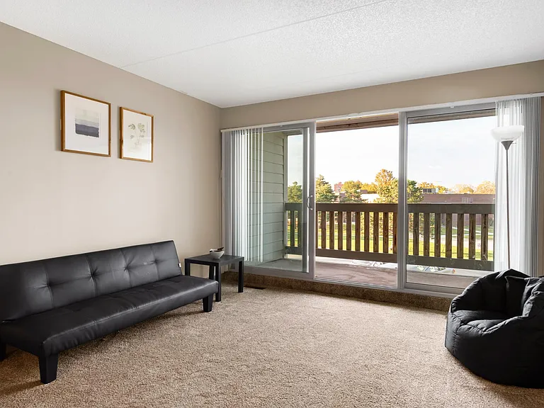 Oakwood Apartments — Photo 24