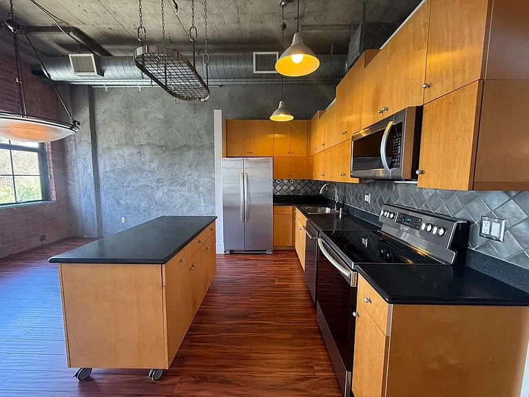 3940 7th Ave #205 — Photo 7