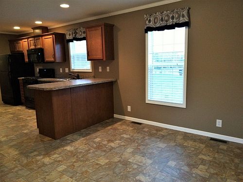 4th image of 817 Kirkwood Dr