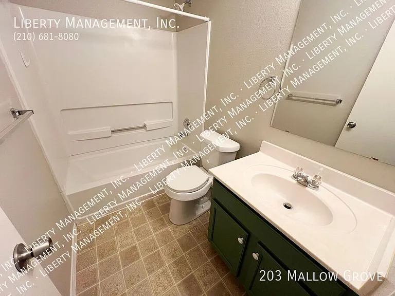 203 Mallow Grv — Photo 22