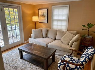 376 Rowayton Ave, Norwalk, CT 06853