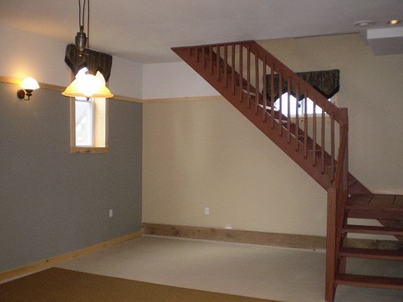 5th image of 45 S Grove St #D