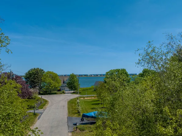 31 Ocean View Drive, Biddeford, ME 04005