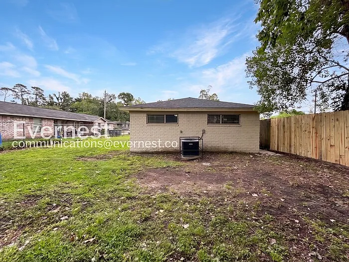 8117 Richland Dr — Photo 22