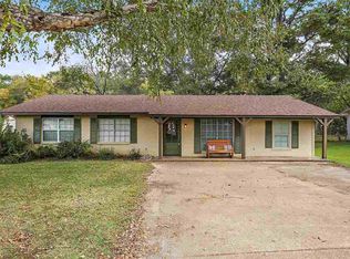 118 Sheppard Dr, Flora, MS 39071
