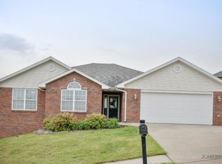 2626 Renns Lake Rd, Jefferson City, MO 65109