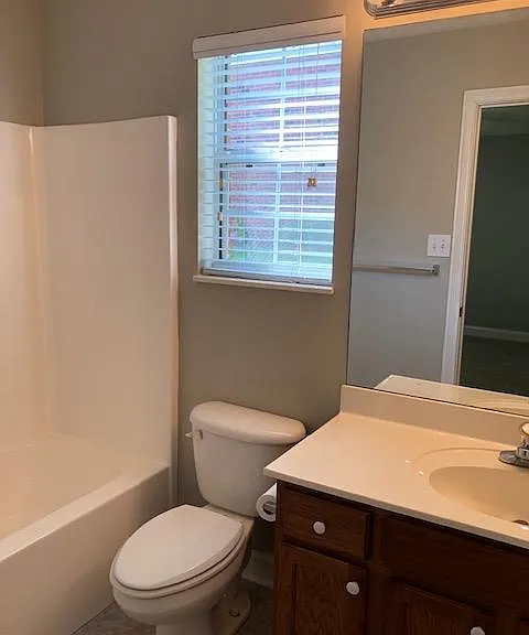 8400 Lesley Marie Ln — Photo 9