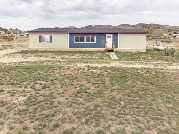 561 Cedarlawn Plz, Spring Creek, NV 89815