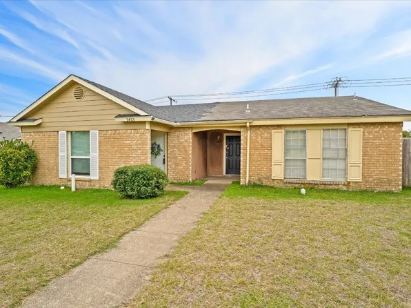 1413 Brook Meadow Cir, Lancaster, TX 75134