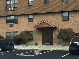 380 Front St, Secaucus, NJ 07094