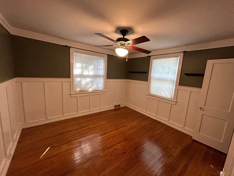 2461 Lyndhurst Ave — Photo 87