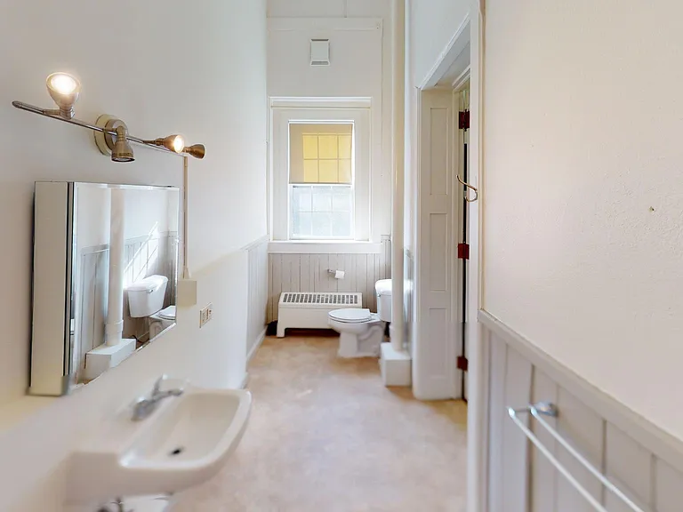 22 School St #1 — Photo 3