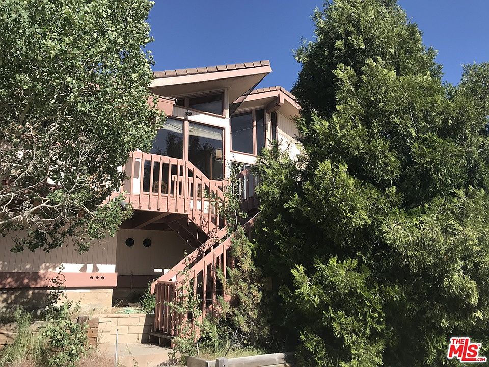 1st image of 39447 Lake Dr