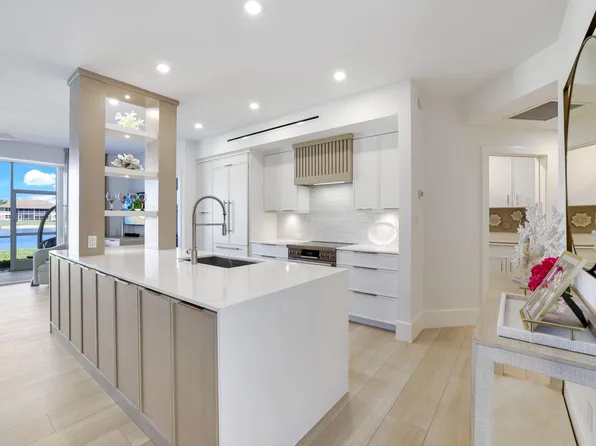 510 Club Marco Cir Unit 201, Marco Island, FL 34145