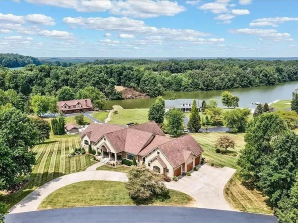 30 Bass Ct, Whitesville, KY 42378