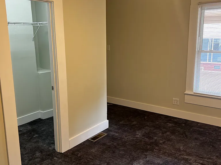 5802 22nd Ave #5802 — Photo 12