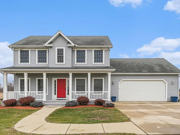 4850 Hogback Rd, Fowlerville, MI 48836
