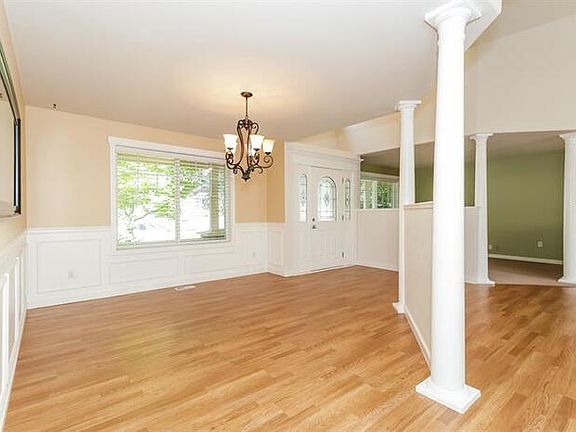 4th image of 11715 12th Avenue Ct NW