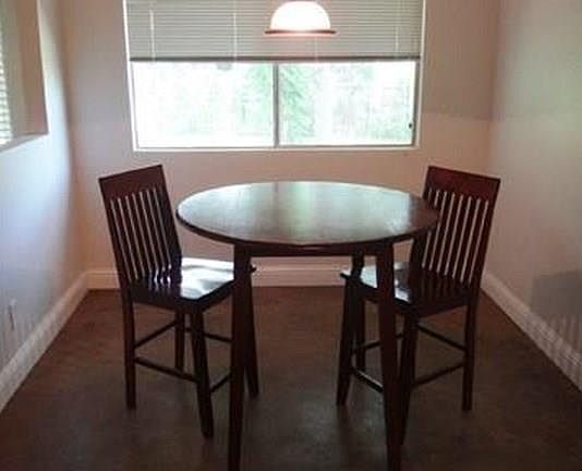 5th image of 2406 Broken Oak Dr