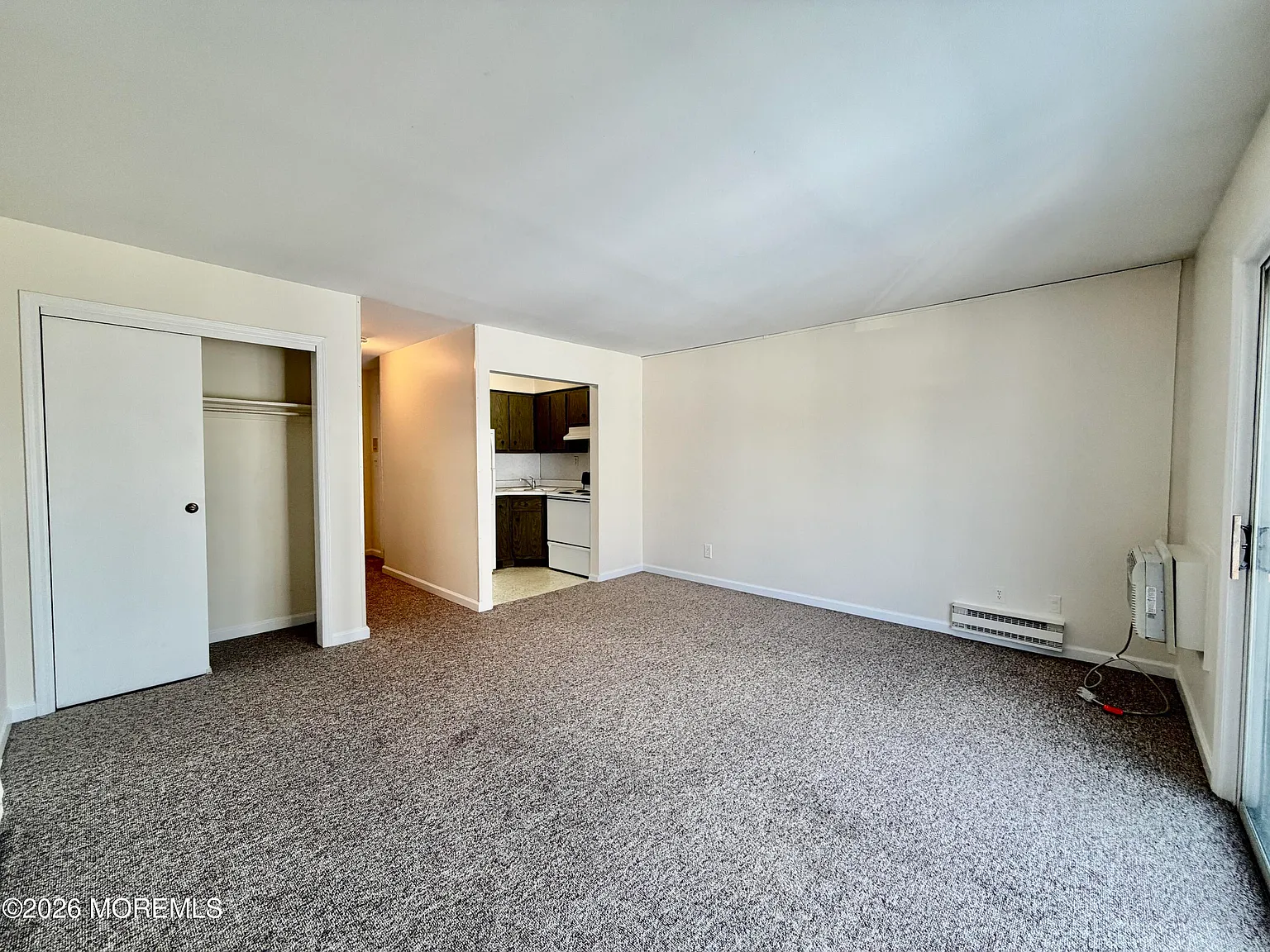 Studio, $1,800 — Photo 3