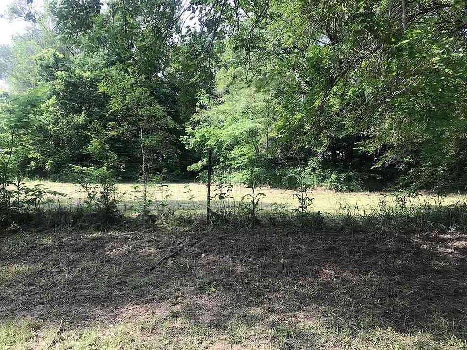2nd image of 0 SW 2nd St