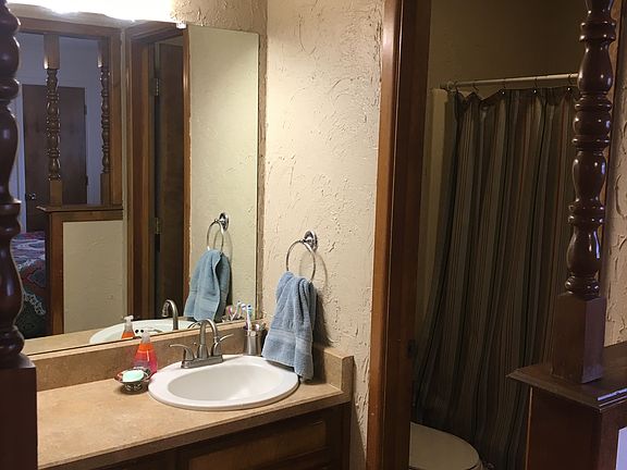 2nd image of 116 E 27th St
