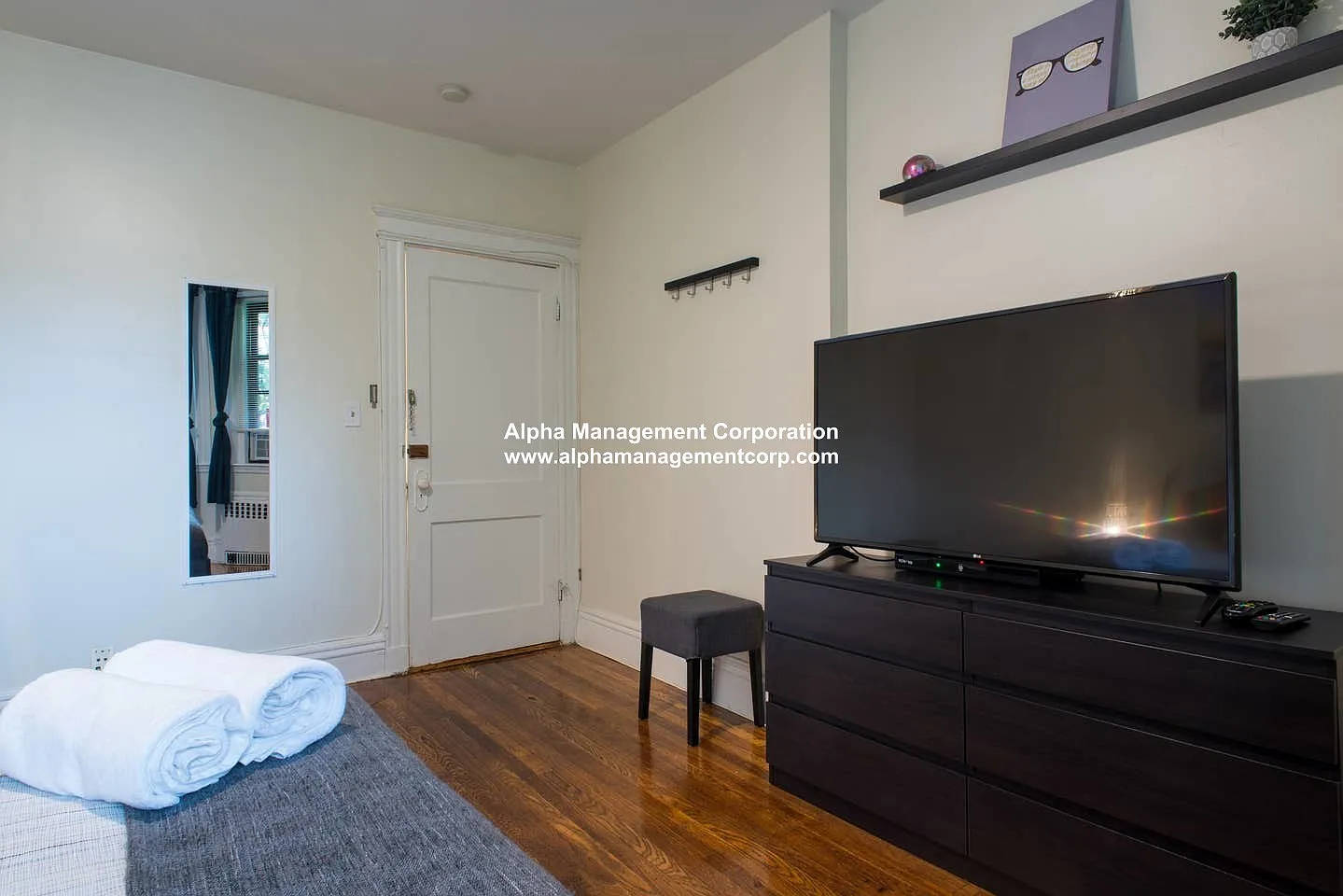 2 bed, 700 sqft, $3,800 — Photo 4