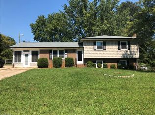 202 Sidney St, Lexington, NC 27295