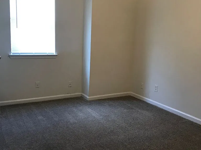 8832-8834 8836 West Hills Ct #LLC — Photo 8
