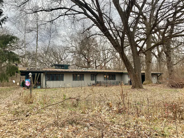 17609 Lincoln Rd, Harvard, IL 60033