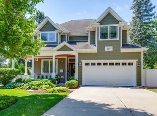 449 E Rockland Rd, Libertyville, IL