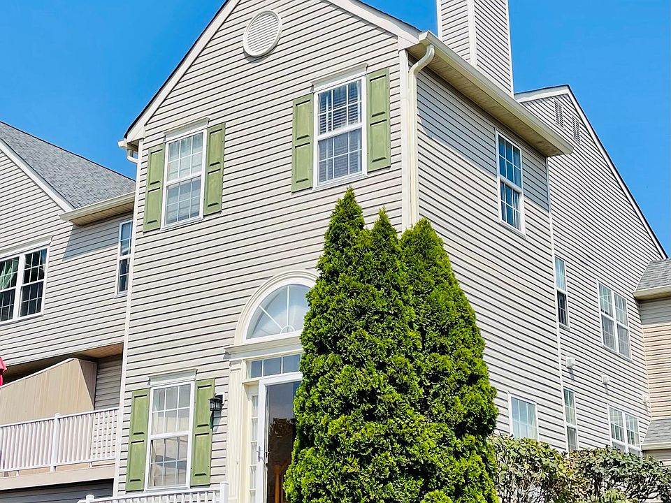 1st image of 609 Hamilton St