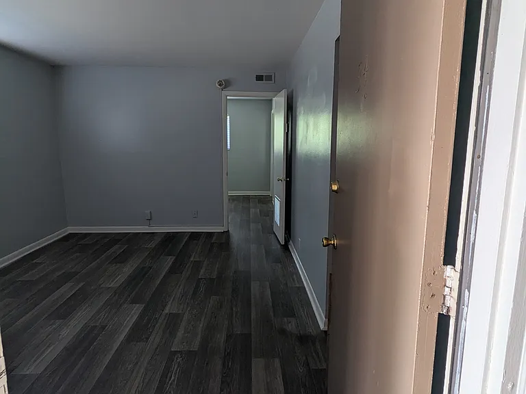 East Lake Apartments — Photo 13